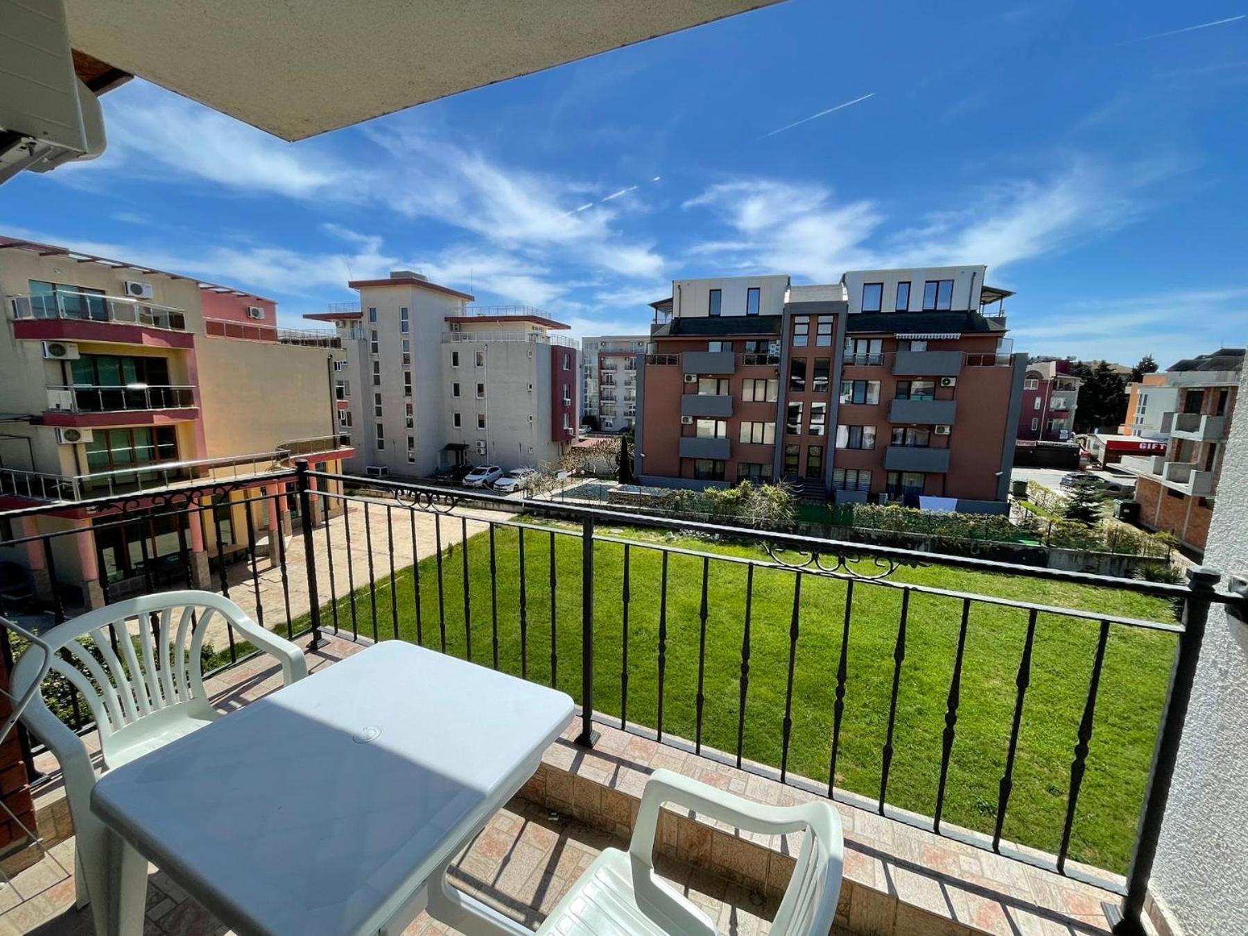 Private Apartments In Apolon Ravda Exterior foto